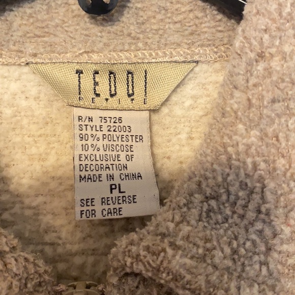 Acorn sweater jacket from Teddi - Picture 4 of 4